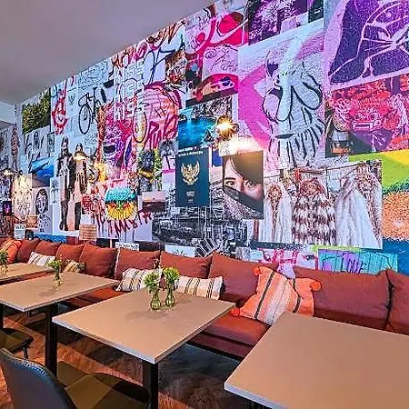 Sunday Hotel Bonn Ξενοδοχείο